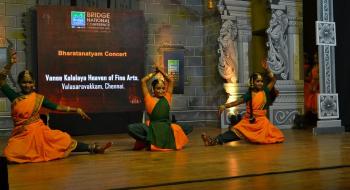 Performance of Vanee Kalalaya Heaven of  Fine Arts 