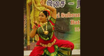 Kalaisangamam Malaysia 2018- Batu Caves Performance 