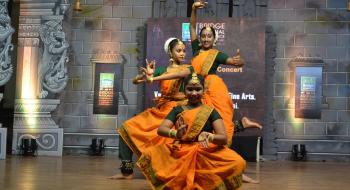 Performance of Vanee Kalalaya Heaven of  Fine Arts 