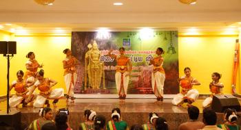 Kalaisangamam Malaysia 2018- Batu Caves Performance 