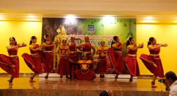 Kalaisangamam Malaysia 2018- Batu Caves Performance 